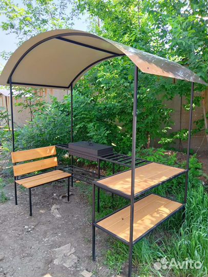 Мангал с крышей, качели, беседки