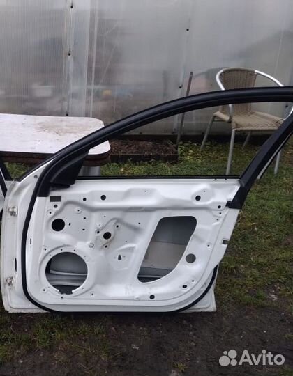 Дверь передняя правая Audi a4 b8