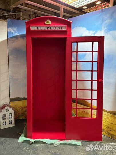 Телефонная будка