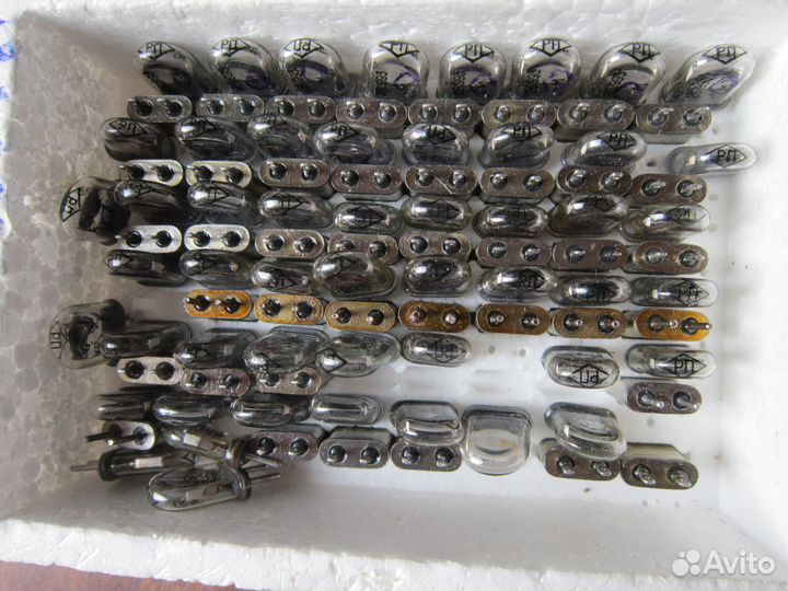 Резонаторы кварцевые 