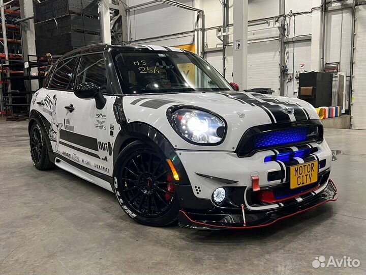 В разбор из Японии Mini Countryman S R60 N18B16A