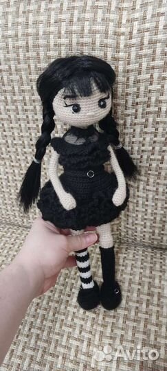 Кукла Уэнсдей Аддамс вязаная.ручная работа