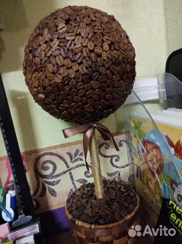 Дерево из кофейных зёрен