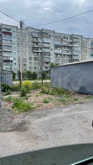 Машиноместо, > 30 м²