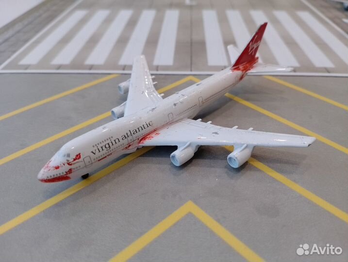 Самолёт Boeing 747 