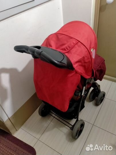 Прогулочная коляска