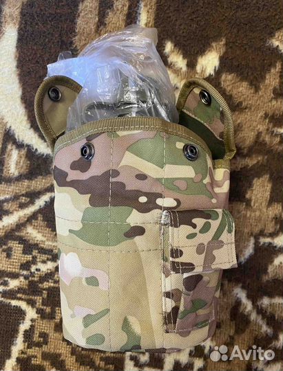 Набор из фляжки и кружки в чехле