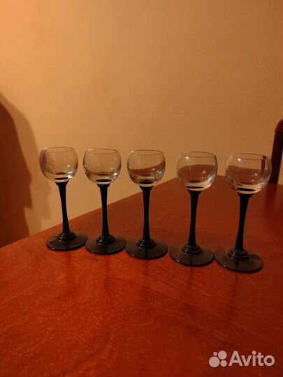 Бокалы для мартини и водки