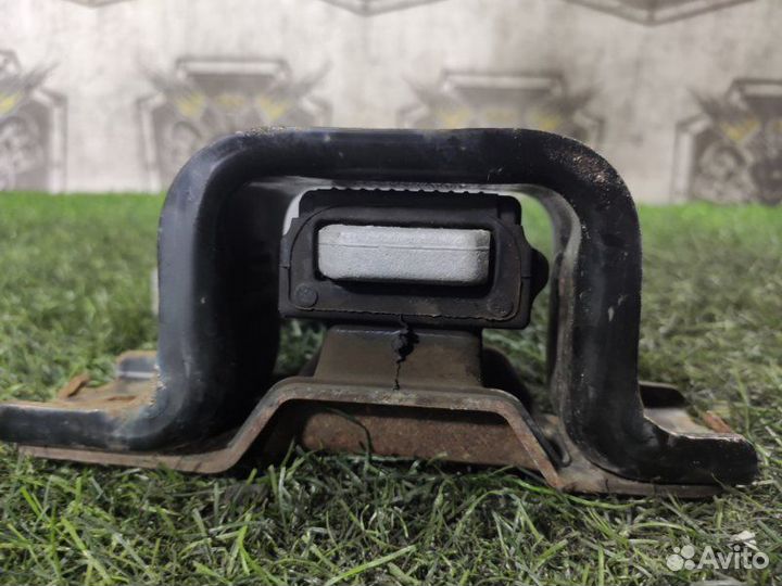 Подушка двигателя передняя левая Honda Fit/Shuttle