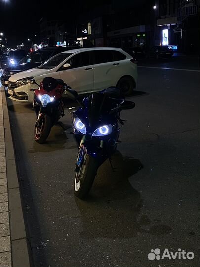 Yamaha r1