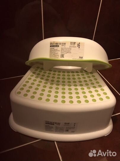 Накладка на унитаз и подставка для ног