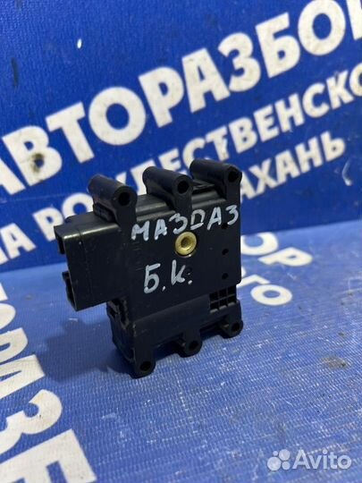 Моторчик заслонок отопителя Mazda 3 Bk седан 2006