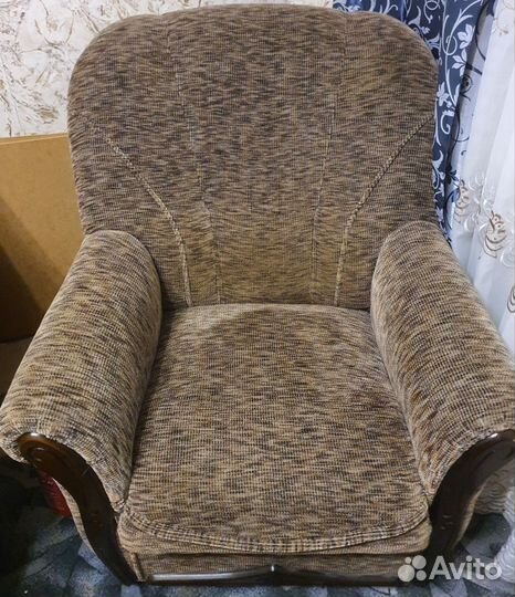 Мягкое кресло