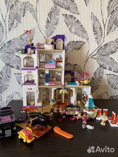 Lego Friends гранд отель