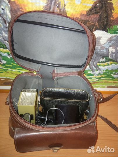 Пленочный фотоаппарат зенит-Е с аксессуарами