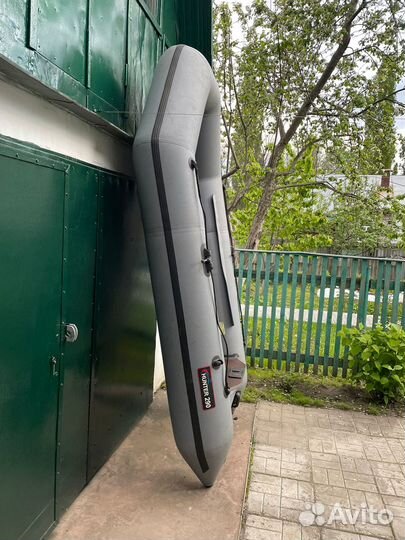 Лодка Hunter 290L