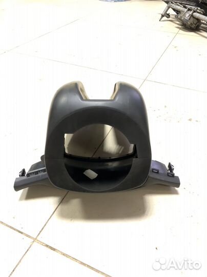 Кожух рулевой колонки Skoda Octavia A5