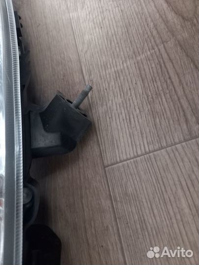 Фара левая Nissan Juke F15 2010