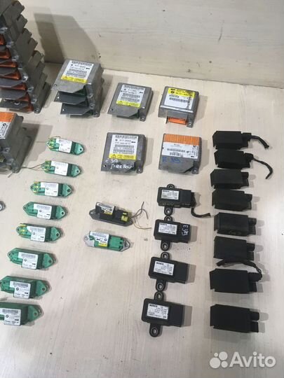 Блок управления AIR BAG BMW e38 e39 Е36 Е46