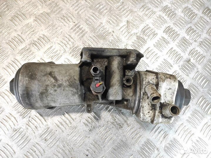 Корпус масляного фильтра Volkswagen Transporter T5