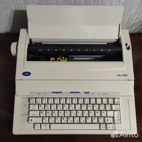 Пишущая машинка электрическая