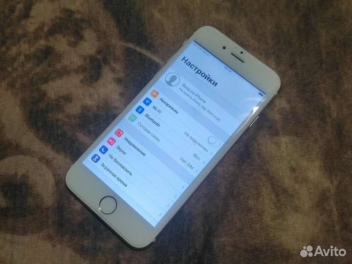 Телефон iPhone 6 1/16