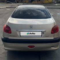 Peugeot 206 1.4 MT, 2008, 122 700 км, с пробегом, цена 390 000 руб.