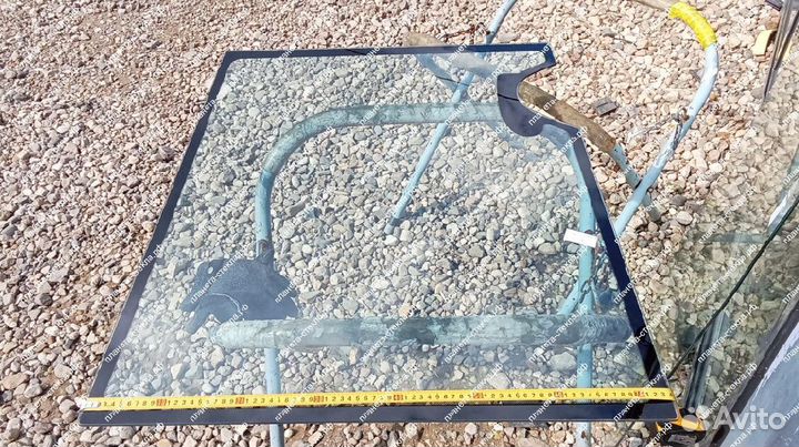 Стекло для мини-экскаватора