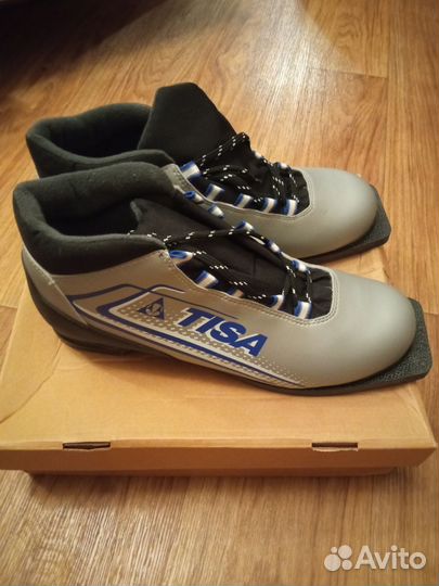Лыжные ботинки tisa новые