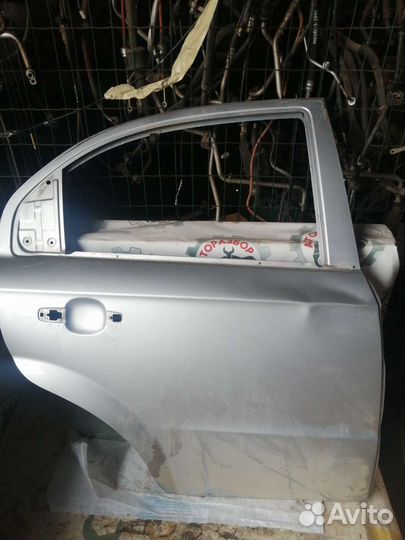 Дверь задняя правая Chevrolet Aveo T250