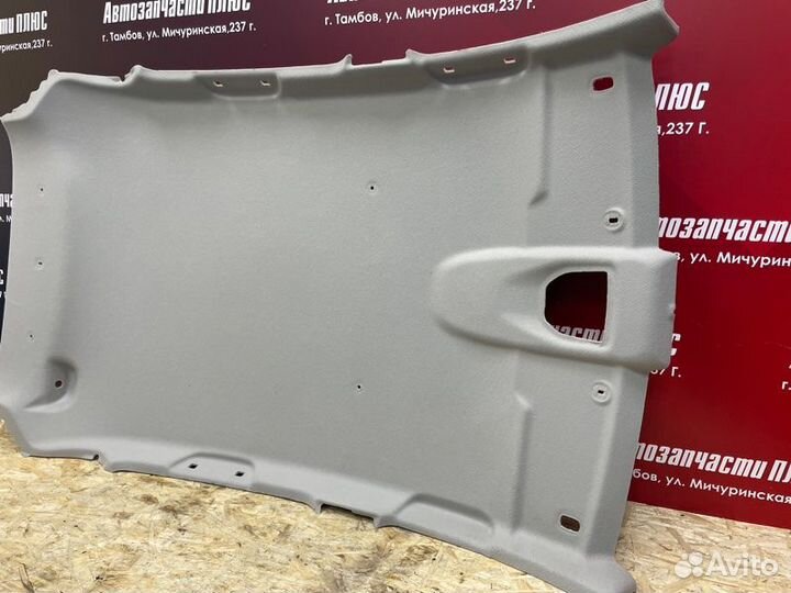 Обшивка потолка LADA X-Ray