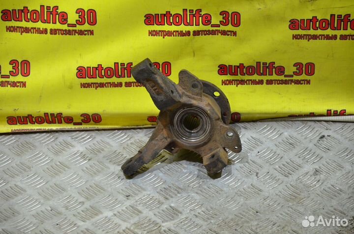 Поворотный кулак передний левый Fiat Doblo 223