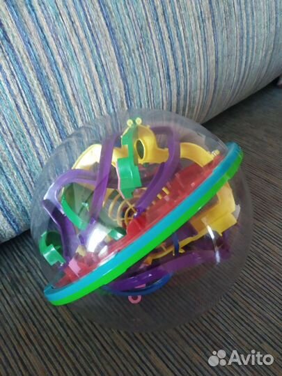 Головоломка шар-лабиринт