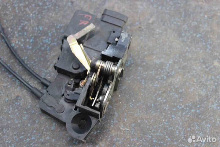 Замок двери Mercedes-Benz M-Class (Мерседес М-клас