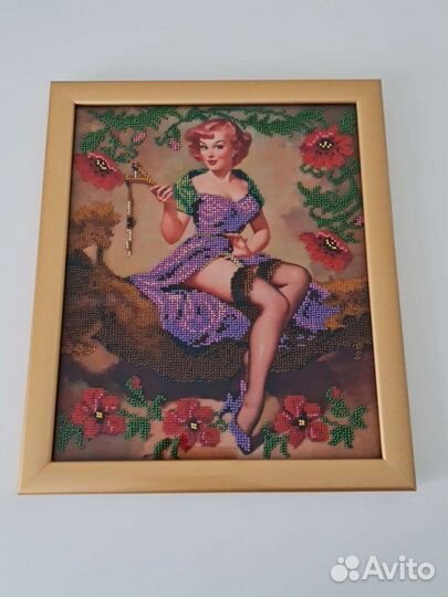 Картина вышитая бисером