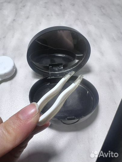 Футляр и контейнер для контактных линз Eyekan