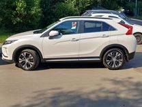 Mitsubishi Eclipse Cross 1.5 CVT, 2019, 69 500 км, с пробегом, цена 2 265 000 руб.