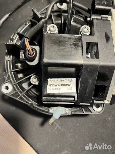 Камера заднего вида в значке volkswagen