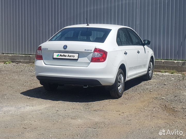 Skoda Rapid 1.6 МТ, 2016, 107 256 км