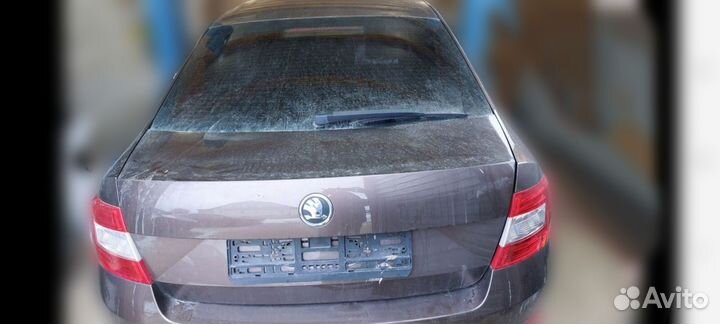 Крышка багажника skoda octavia а7