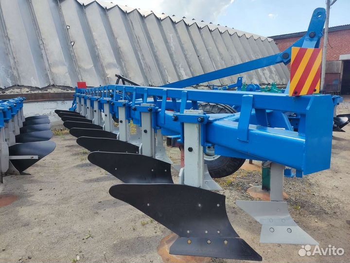 Плуг Светлоградагромаш 8 корп. (ПНУ-8х40), 2015