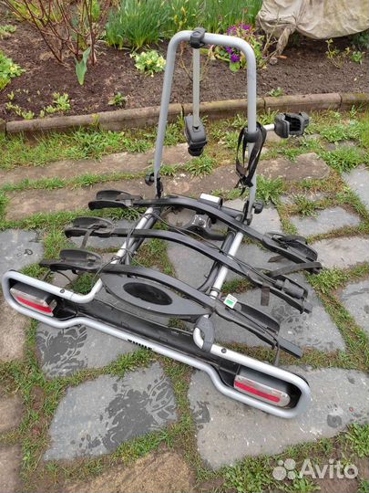 Велобагажник на фаркоп для 3 велосипедов thule