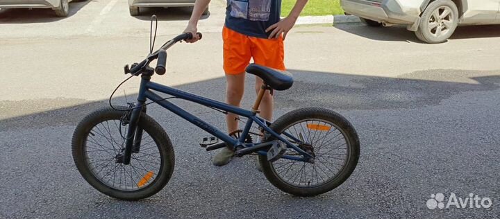 Трюковой велосипед BMX
