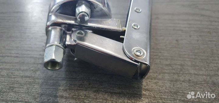 Шприц для нагнетания густой смазки 600мл