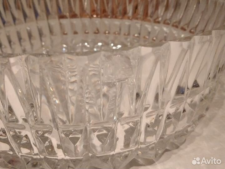 Хрустальная салатница