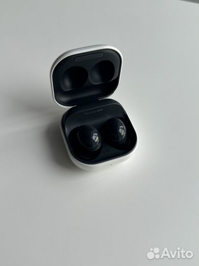 Наушники Samsung galaxy Buds 2