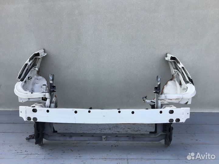 Панель передняя Toyota Crown Majesta (S180) 2004