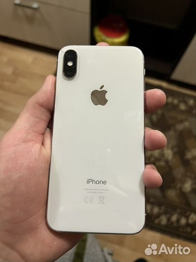 iPhone Xs, 64 ГБ