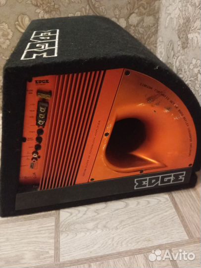 Активный сабвуфер