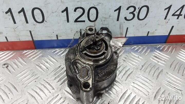 Насос вакуумный Citroen Berlingo